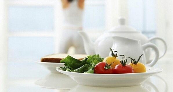 tomato dengan herba pada diet Dukan