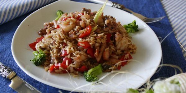 nasi dengan sayur untuk diet dukan